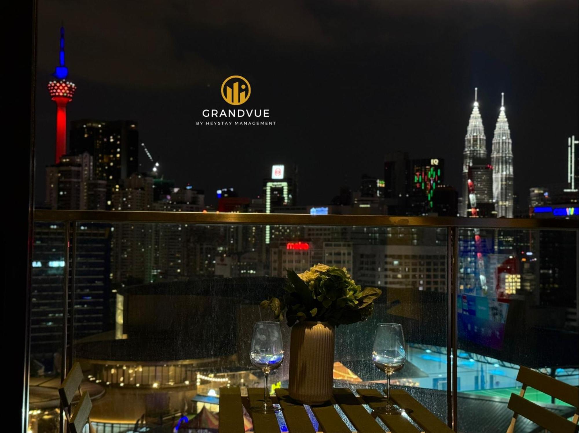 Lucentia Bukitbintang Klccview Infinitypool Pangsapuri *