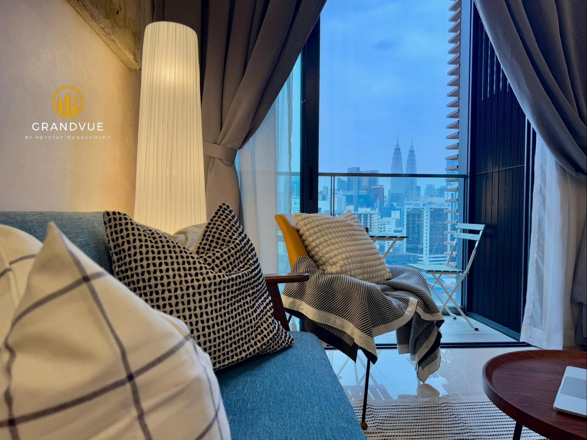 Lucentia Bukitbintang Klccview Infinitypool
