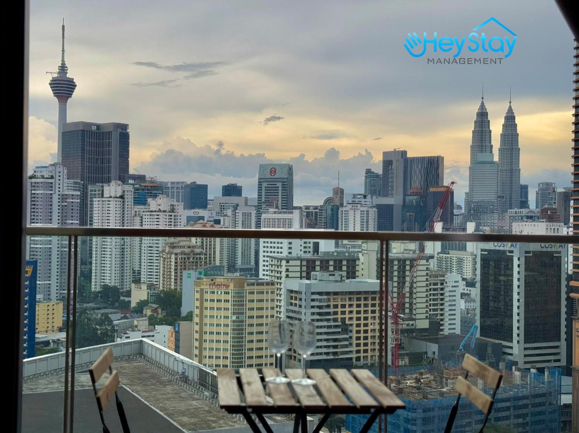 Lucentia Bukitbintang Klccview Infinitypool Pangsapuri Kuala Lumpur